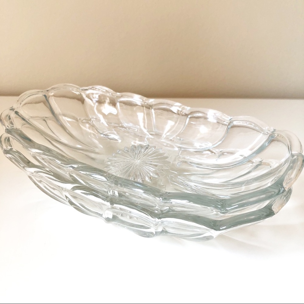 Heisey Vintage Glass Dishes Set of 2 Boat Shape Scalloped Rims Colonial Pattern